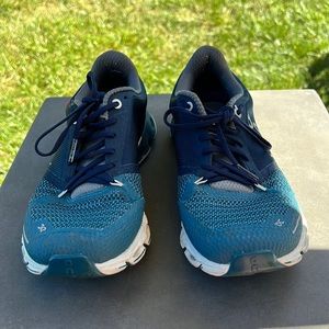 OnCloud womens running shoes